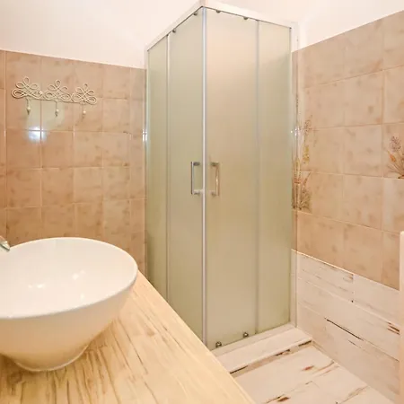 1 Bedroom Pet Friendly In Prázdninový dům